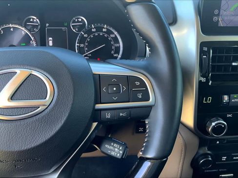 Used 2023 Lexus GX 460 Premium image 22