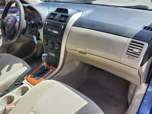 Used 2013 Toyota Corolla L image 12