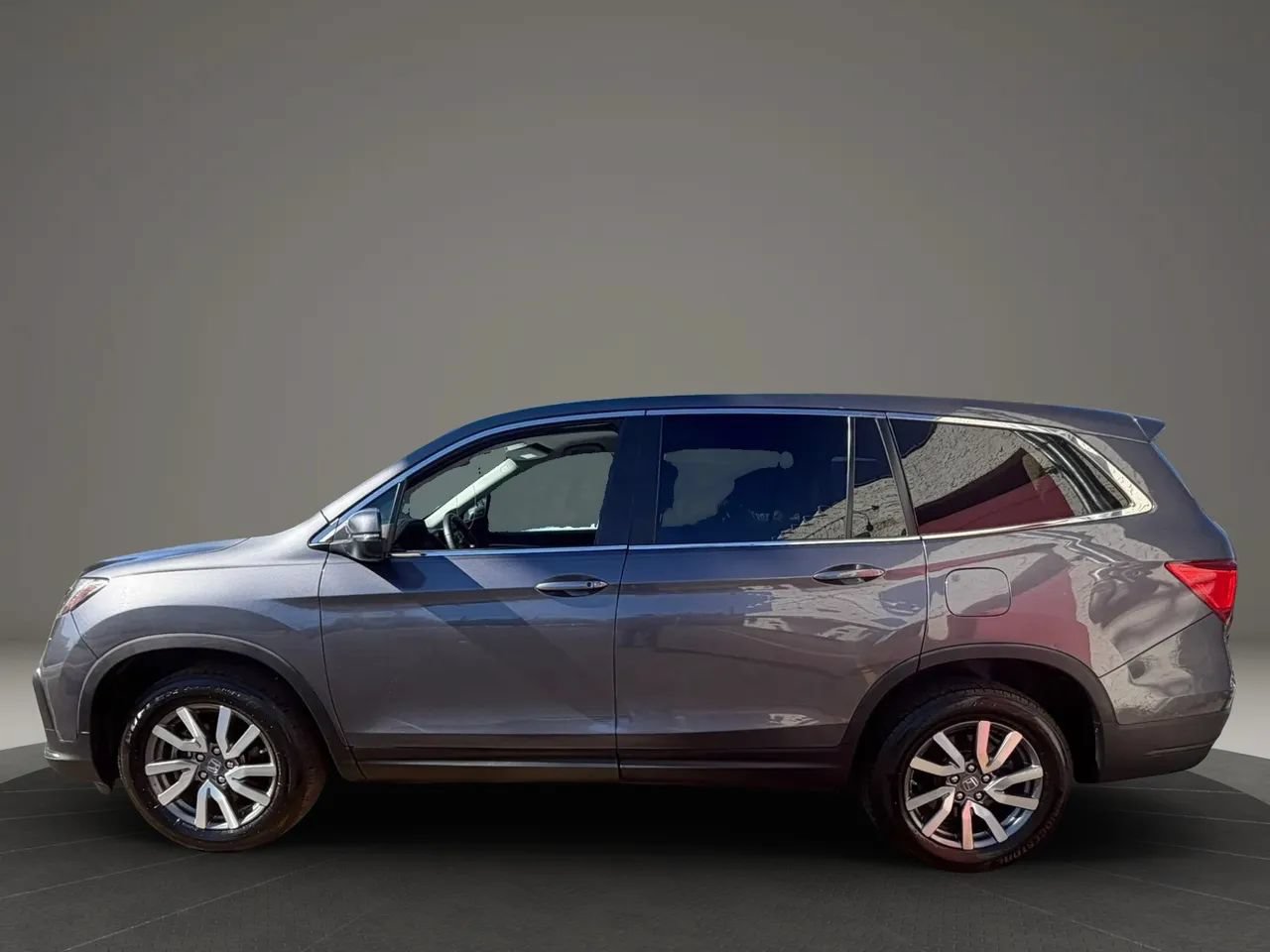Used 2021 Honda Pilot EX image 8