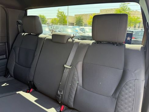 Used 2025 Toyota Tundra SR5 AWD/4WD image 30