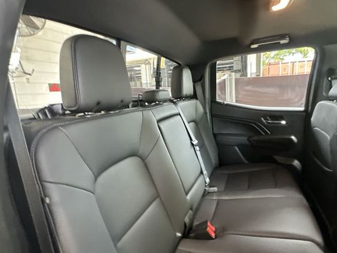 Used 2024 Chevrolet Colorado LT w/ LT Convenience Package III RWD image 26