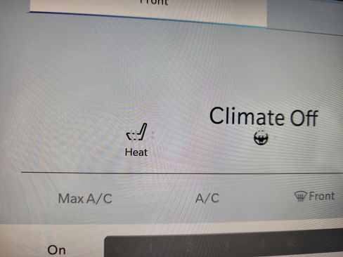 Used 2024 Chrysler Pacifica Touring-L FWD image 25