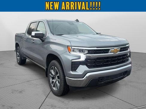 Used 2024 Chevrolet Silverado 1500 LT AWD/4WD image 1
