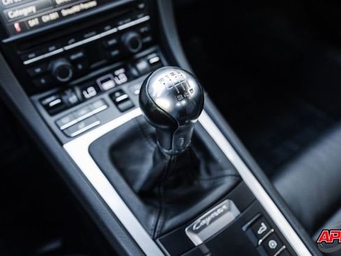 Used 2016 Porsche Cayman image 10