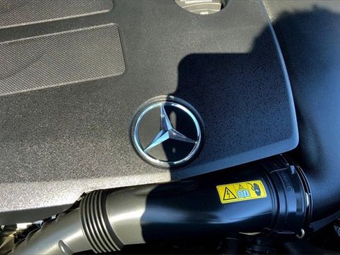 Certified 2021 Mercedes-Benz GLC 300 4MATIC image 29