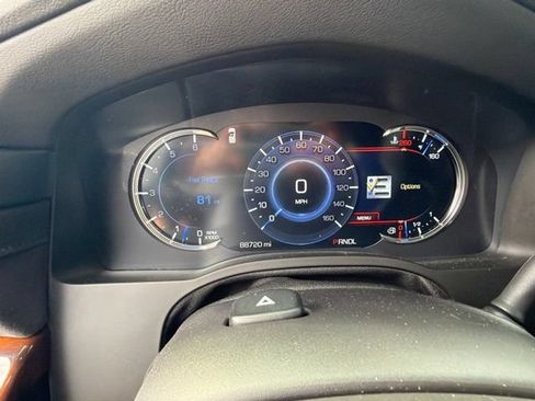 Used 2018 Cadillac Escalade Premium Luxury AWD/4WD image 13