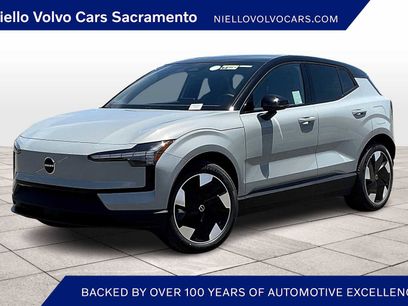 New 2025 Volvo EX30 Plus w/ Protection Package Premier