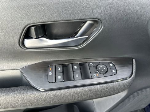 New 2026 Nissan Kicks SV w/ SV Premium Package image 13