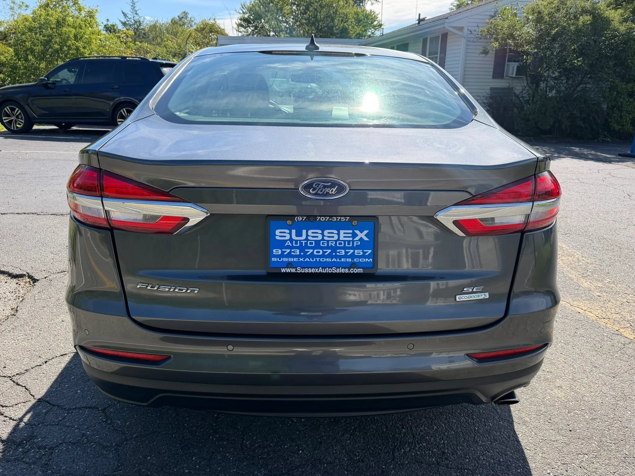 Used 2019 Ford Fusion SE FWD image 5