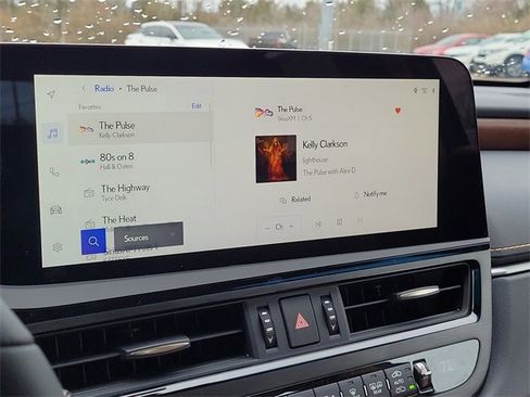 New 2025 Lexus ES 350 w/ Premium Package image 25