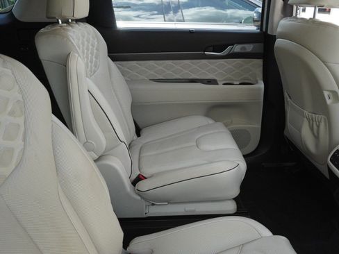 Used 2020 Hyundai Palisade Limited FWD image 12
