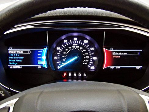 Used 2018 Ford Fusion SE w/ Fusion SE Technology Package FWD image 14