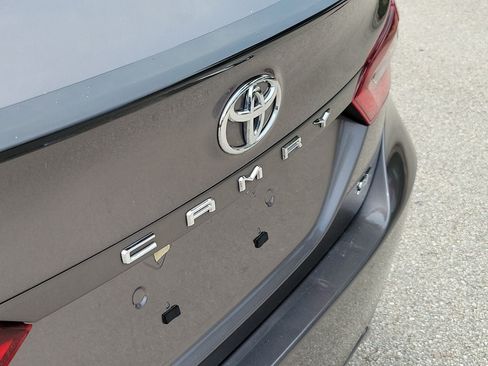 Used 2024 Toyota Camry SE FWD image 6