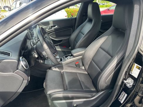 Used 2019 Mercedes-Benz CLA 250 4MATIC image 15