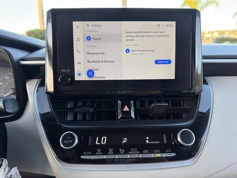 Used 2025 Toyota Corolla LE FWD image 22