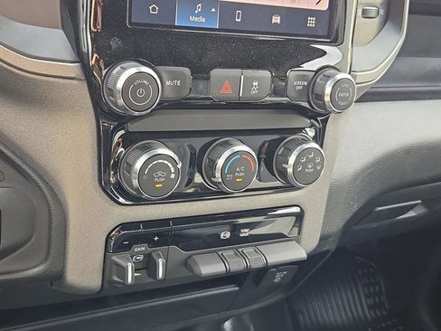New 2026 RAM 3500 Tradesman w/ Chrome Appearance Group A AWD/4WD image 37