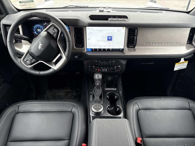 New 2026 Ford Bronco Outer Banks w/ Black Appearance Package AWD/4WD image 16