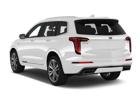 Used 2023 Cadillac XT6 Premium Luxury AWD/4WD image 2