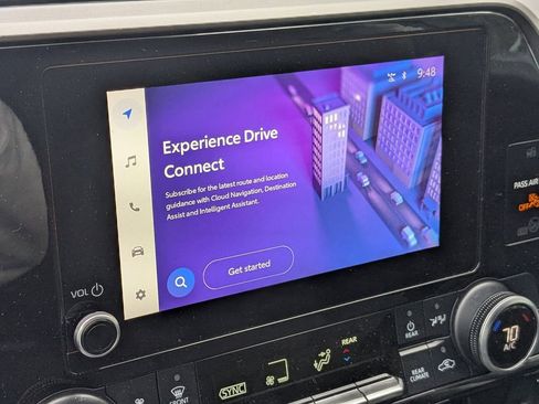 Used 2023 Toyota Highlander LE image 23