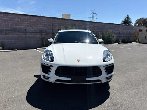 Used 2018 Porsche Macan Sport Edition AWD/4WD image 2
