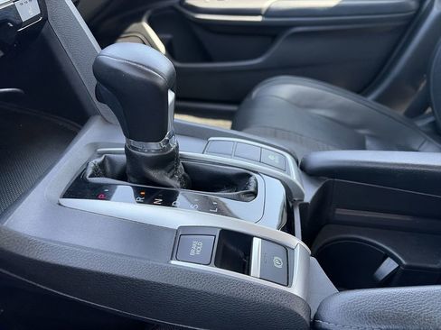 Used 2019 Honda Civic EX-L image 22