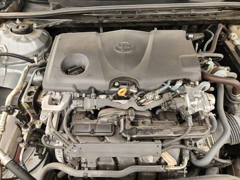 Used 2023 Toyota Camry XSE FWD image 22