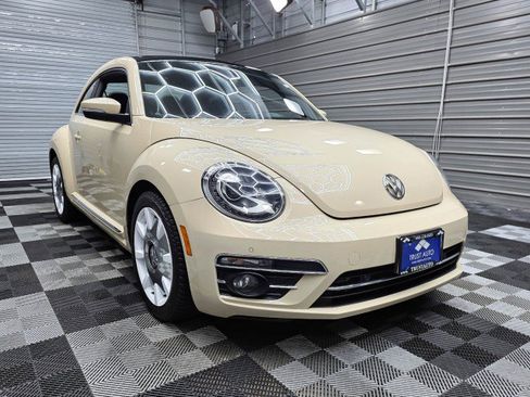 Used 2019 Volkswagen Beetle 2.0T Final Edition SEL FWD image 5