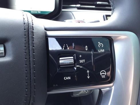 Used 2024 Land Rover Range Rover Autobiography image 19