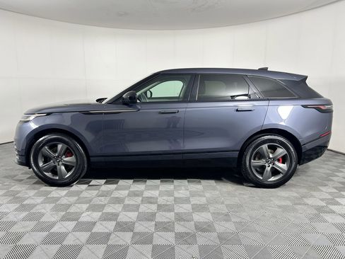 Used 2025 Land Rover Range Rover Velar Dynamic SE image 2