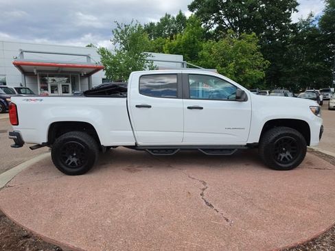 Used 2021 Chevrolet Colorado W/T w/ WT Convenience Package AWD/4WD image 6