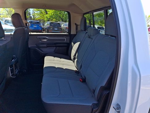 Used 2020 RAM 1500 Big Horn image 10