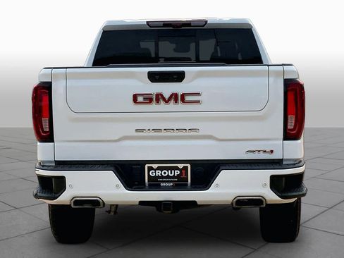 Used 2024 GMC Sierra 1500 AT4 w/ Technology Package AWD/4WD image 5