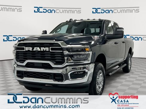 Used 2026 RAM 2500 Tradesman AWD/4WD image 1