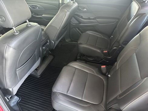 Used 2020 Chevrolet Traverse Premier image 31