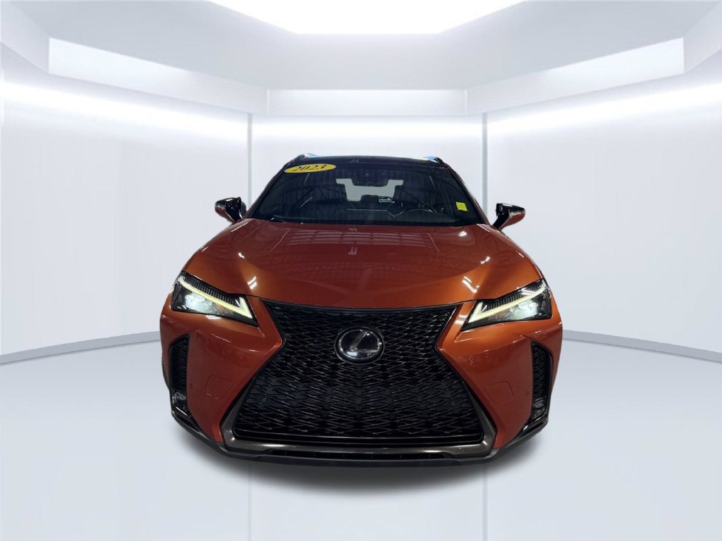 Used 2023 Lexus UX 250h F Sport FWD image 2
