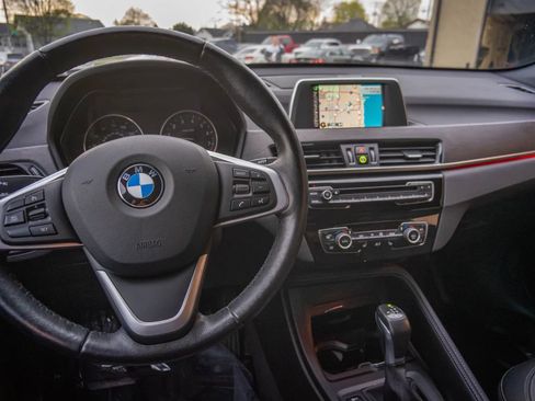 Used 2017 BMW X1 xDrive28i AWD/4WD image 13