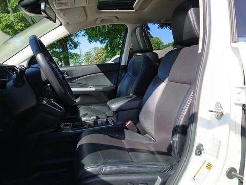 Used 2016 Honda CR-V Touring image 19