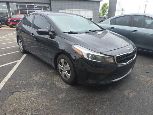 Used 2017 Kia Forte LX w/ LX Popular Package FWD image 1