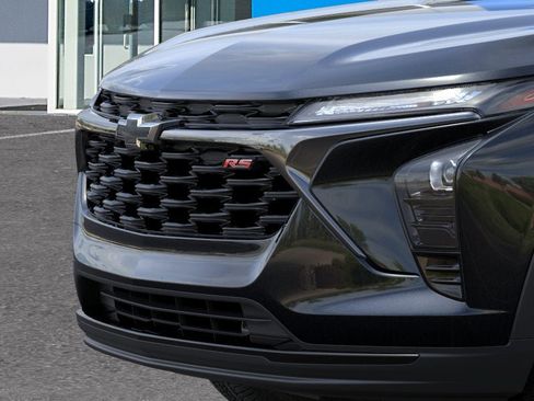 New 2026 Chevrolet Trax RS w/ Sunroof Package FWD image 34
