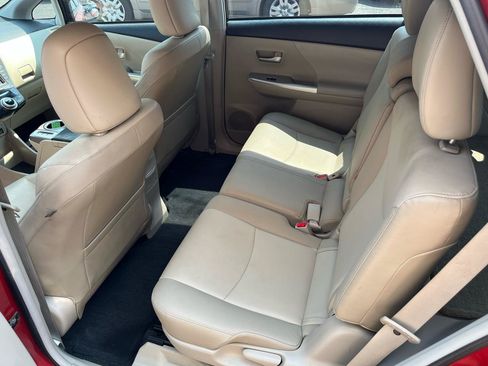 Used 2014 Toyota Prius V Five FWD image 26