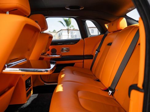 Used 2024 Rolls-Royce Ghost image 27