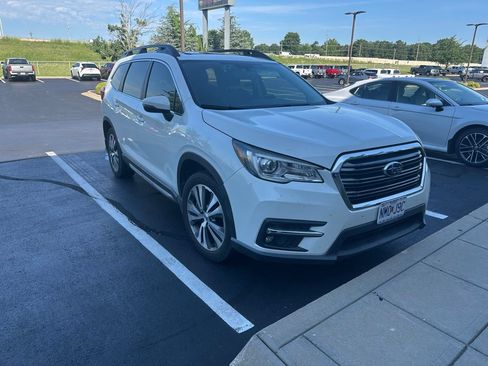 Used 2020 Subaru Ascent Limited w/ Technology Package AWD/4WD image 3