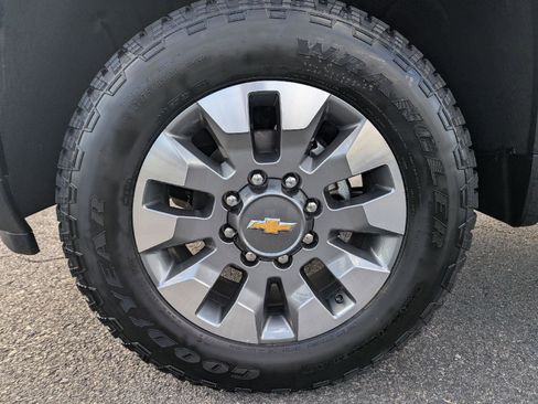 New 2026 Chevrolet Silverado 2500 Custom image 19