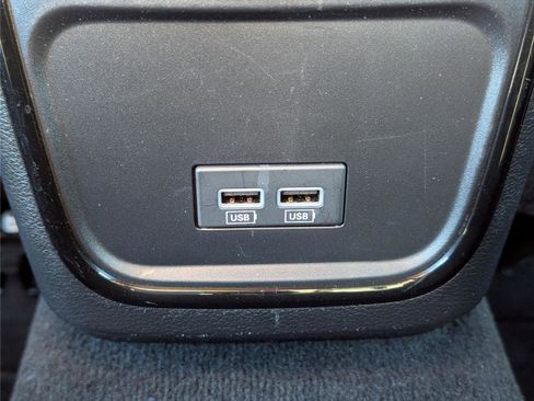 Used 2023 Dodge Charger SXT w/ Blacktop Package image 16