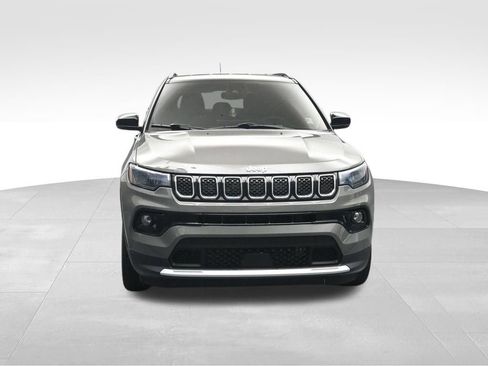 Used 2023 Jeep Compass Limited AWD/4WD image 8