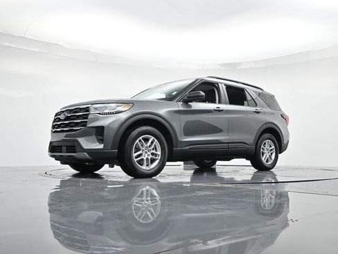 New 2026 Ford Explorer Active image 37
