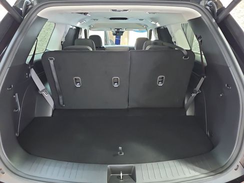 Used 2026 Hyundai Palisade FWD Hybrid image 12