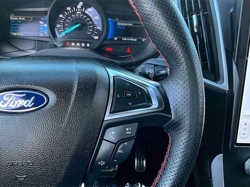 Used 2024 Ford Edge ST-Line image 12