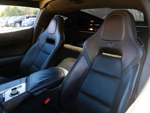 Used 2017 Chevrolet Corvette Stingray Coupe w/ 2LT Preferred Equipment Group image 32