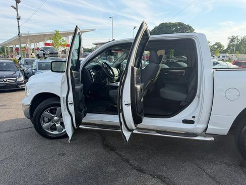 Used 2016 RAM 1500 Big Horn AWD/4WD image 11